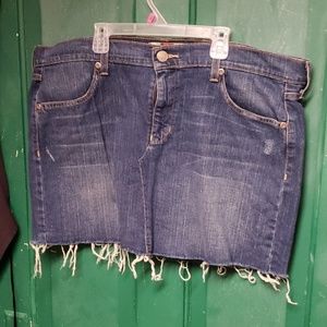 Denim mini skirt with embroidered back pockets